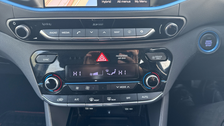 Hyundai IONIQ 1.6 GDi Hybrid Premium 5dr DCT Hybrid Hatchback